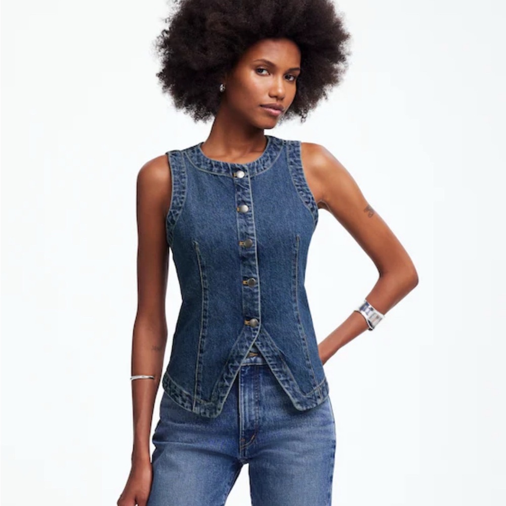 Madewell Denim Crewneck Vest in Concho Wash